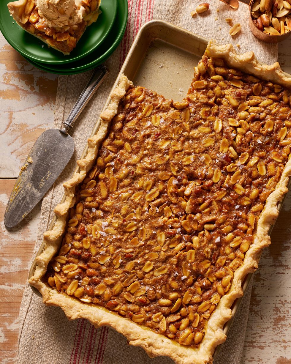 peanut salted caramel slab pie